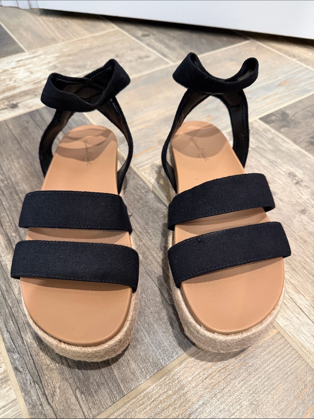 Universal Thread Black Espadrille Platform Sandals with Ankle Wrap Size 7.5 - Picture 2 of 5